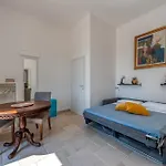 Minioti A Villa