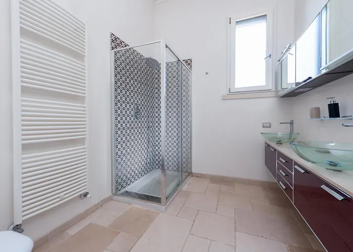 Villa Minioti A *